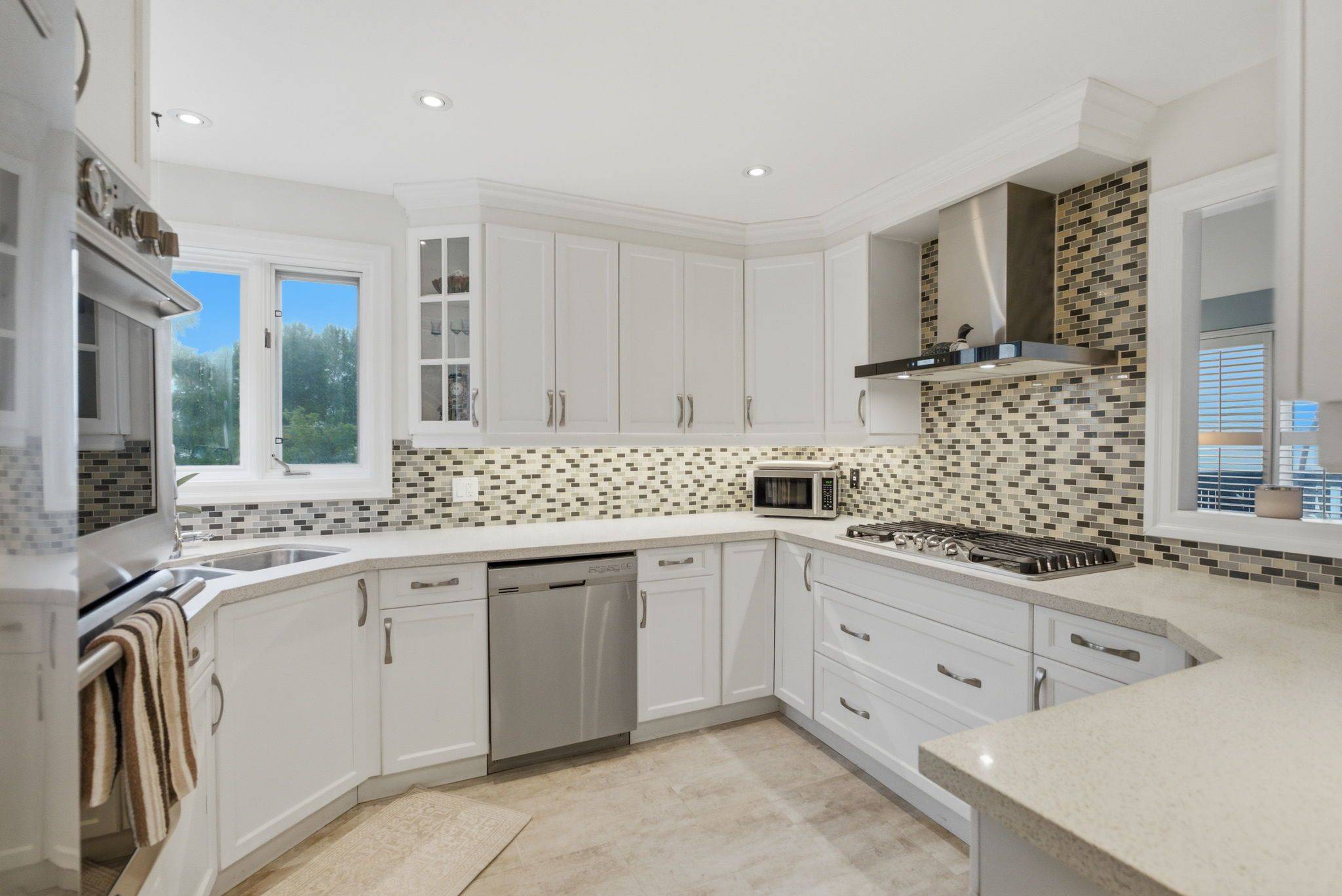 284 Port Hoover RD, Kawartha Lakes, ON K0M 2C0