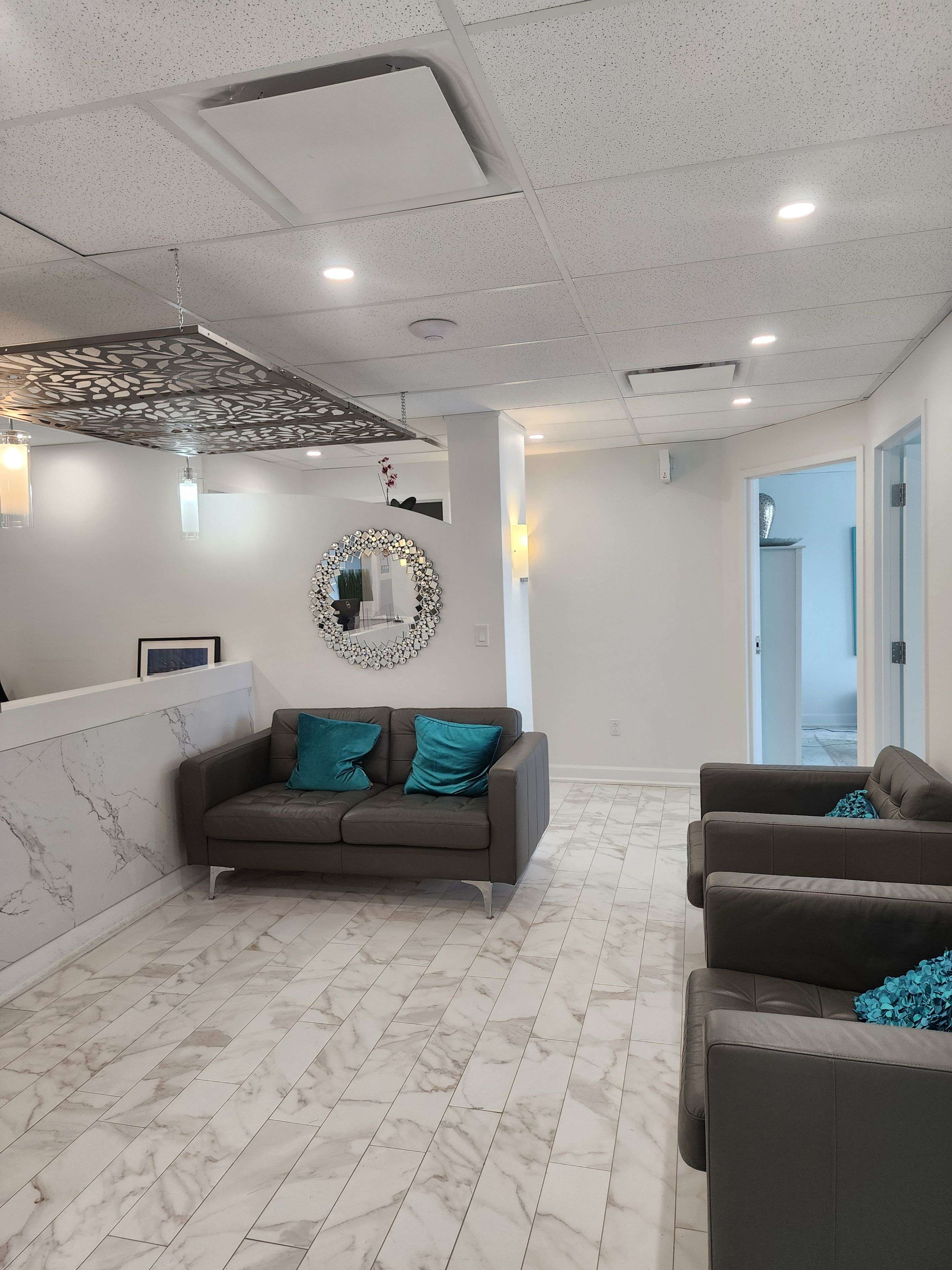69 Kempster AVE #5, Britannia - Lincoln Heights And Area, ON K2B 6M2
