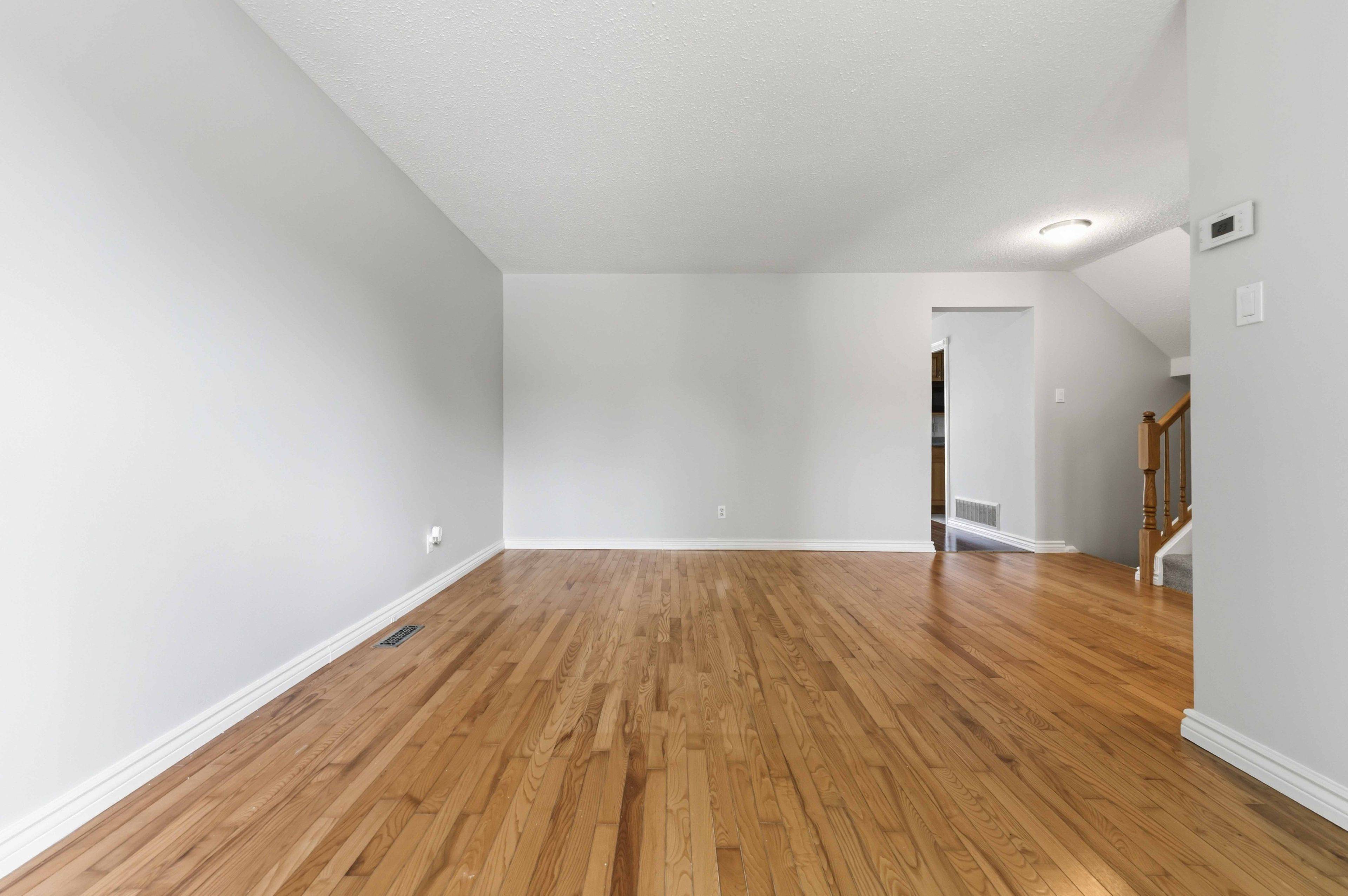 1455 Bradshaw CRES, Cyrville - Carson Grove - Pineview, ON K1B 5G1