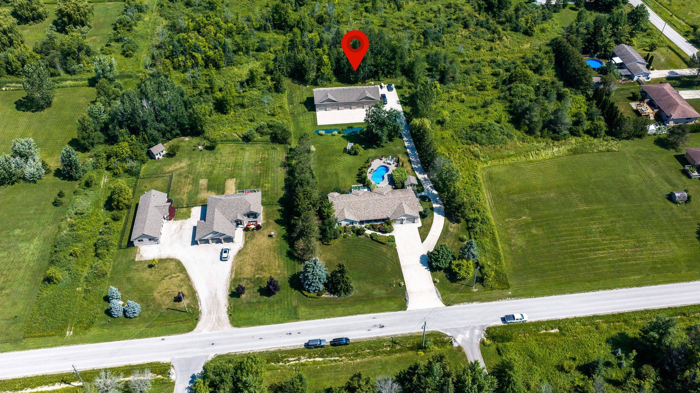 913 27th ST W, Georgian Bluffs, ON N4K 5N4