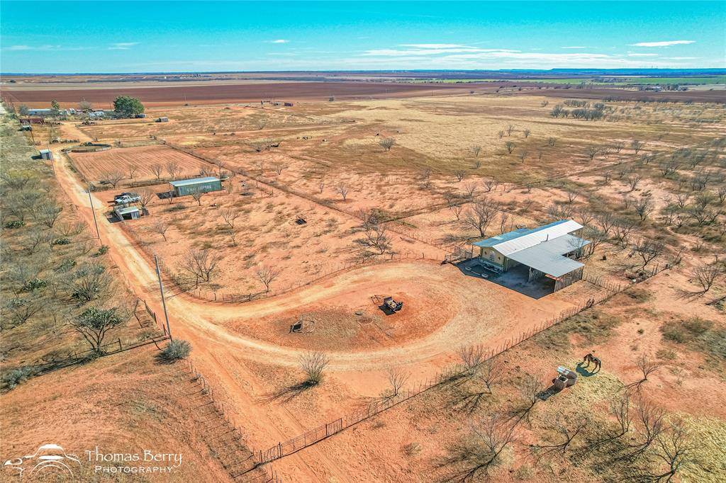 310 Fm 1085, Trent, TX 79561