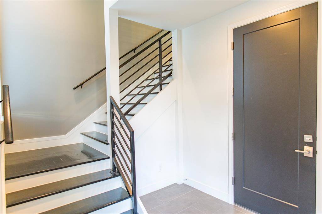 2000 Park Avenue #110, Dallas, TX 75215