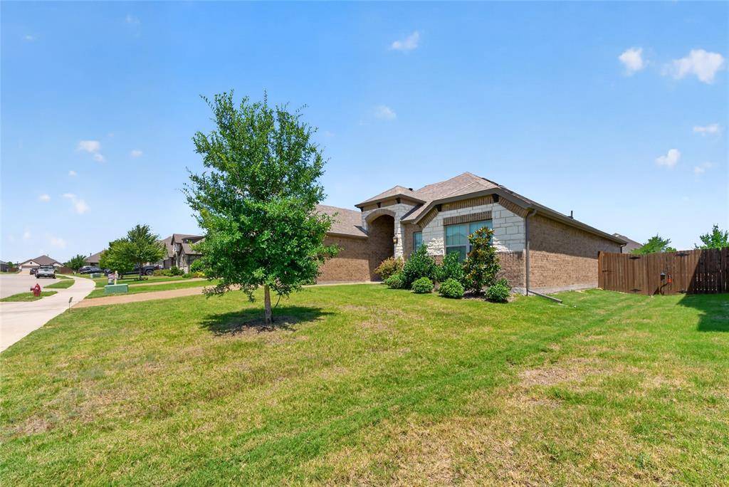 2819 Diamondback Drive, Melissa, TX 75454