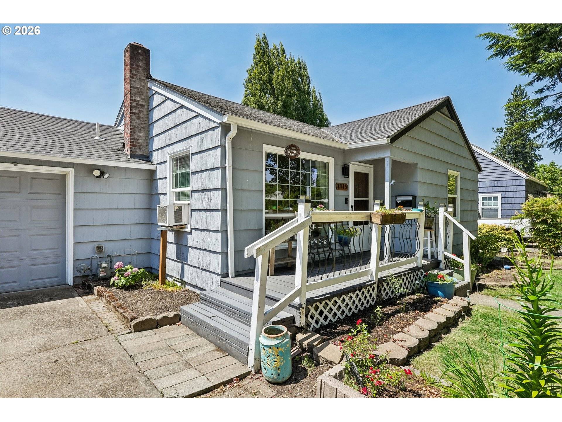 1915 23RD ST NE, Salem, OR 97301