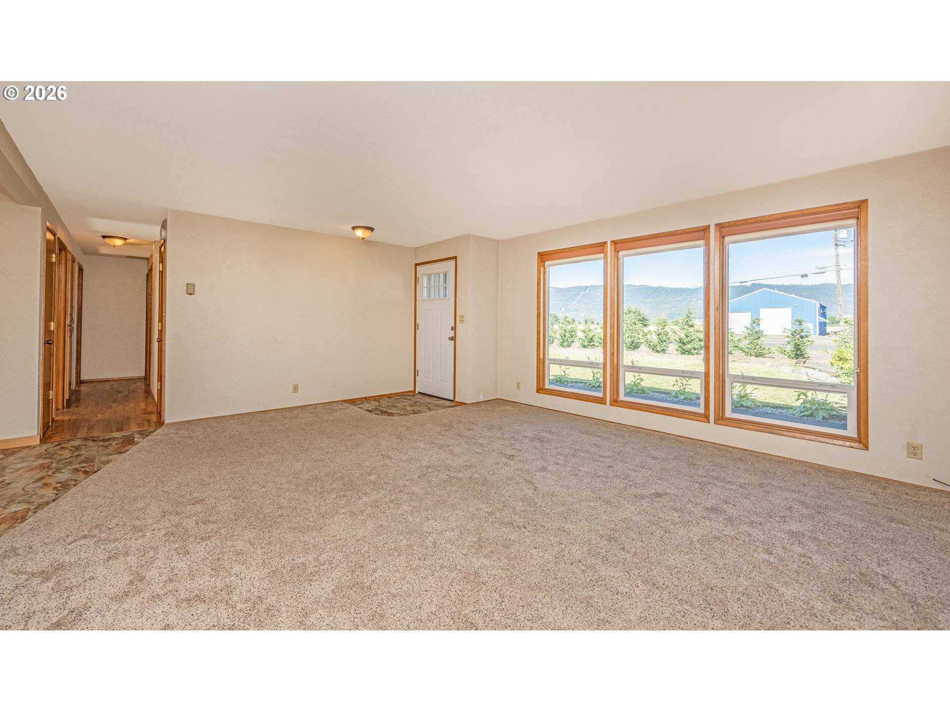 91404 N COBURG RD, Eugene, OR 97408