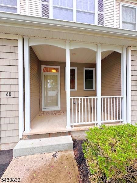 68 S Shore Dr, South Amboy City, NJ 08879