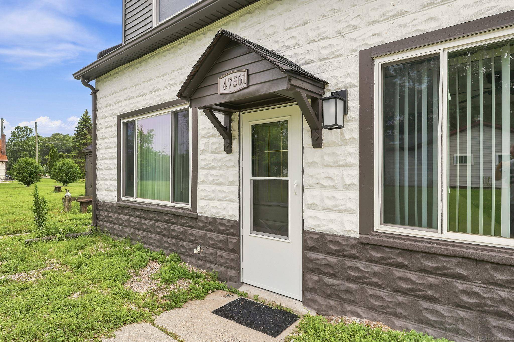 47561 Forton st ST, Chesterfield Twp, MI 48047