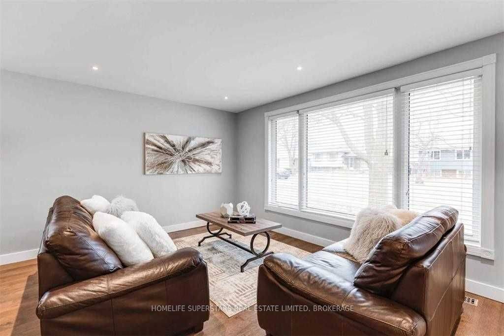 3472 Rexway DR, Burlington, ON L7N 2L6