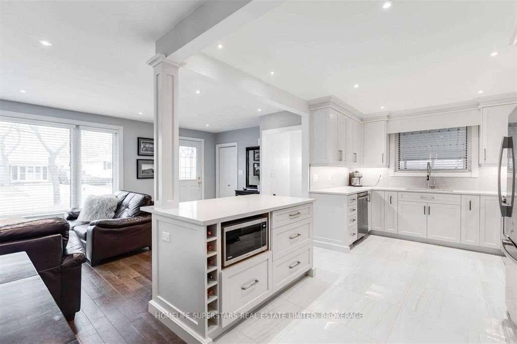 3472 Rexway DR, Burlington, ON L7N 2L6
