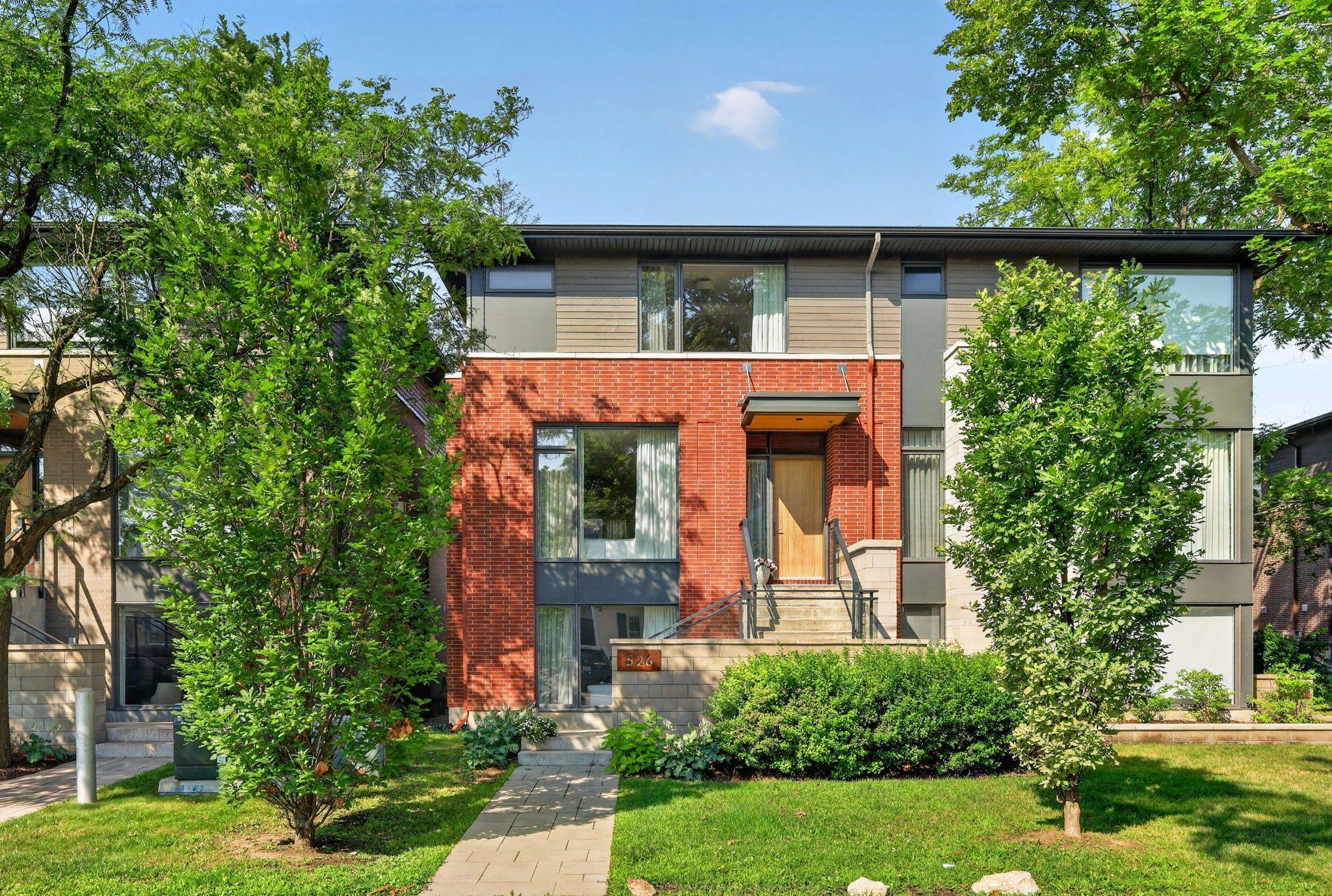 526 Edison AVE, Carlingwood - Westboro And Area, ON K2A 3Y5