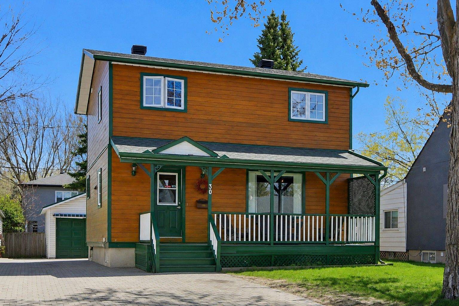 30 Harrold PL, Carlington - Central Park, ON K1Z 7N5