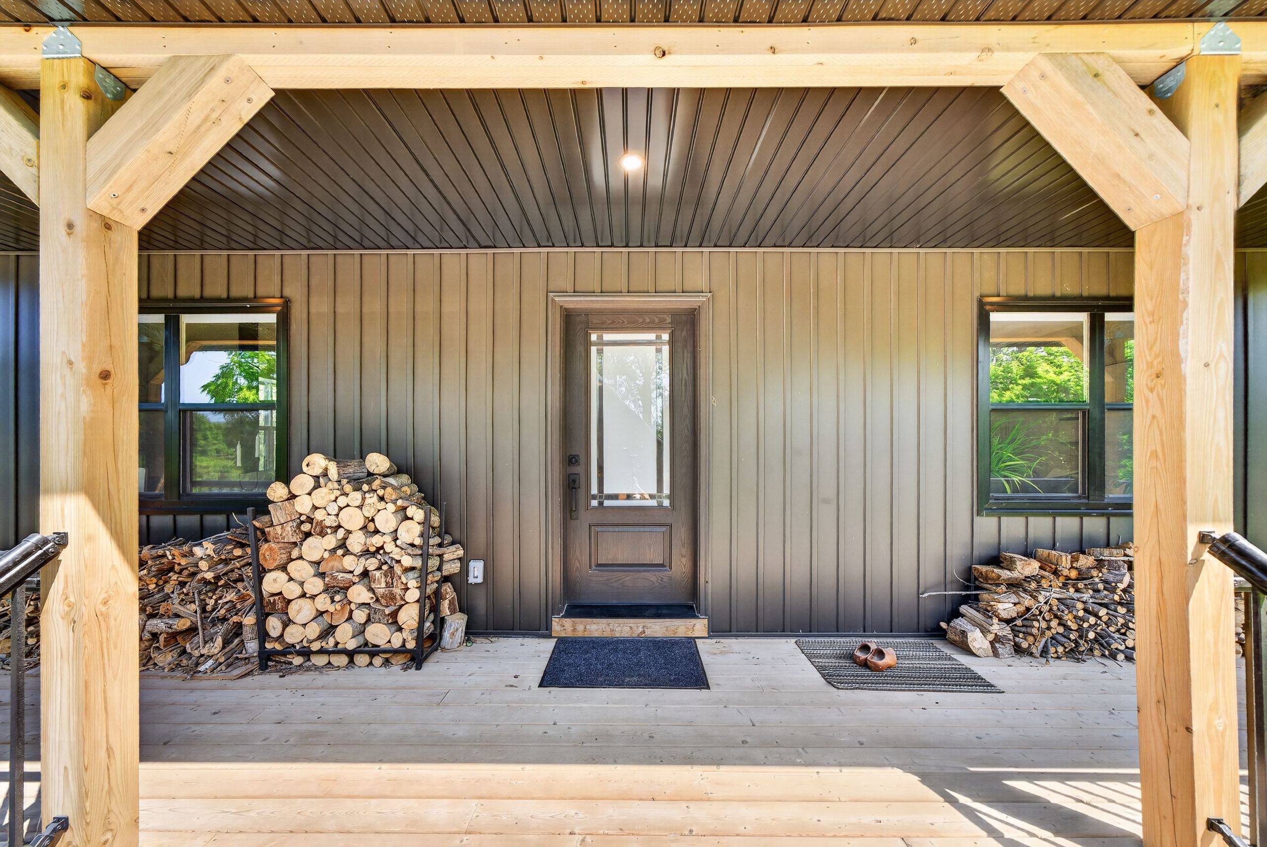 106 Long Point RD, Leeds And The Thousand Islands, ON K0E 1N0