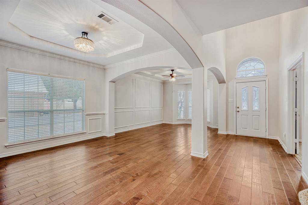 2207 Creekedge Court, Corinth, TX 76210