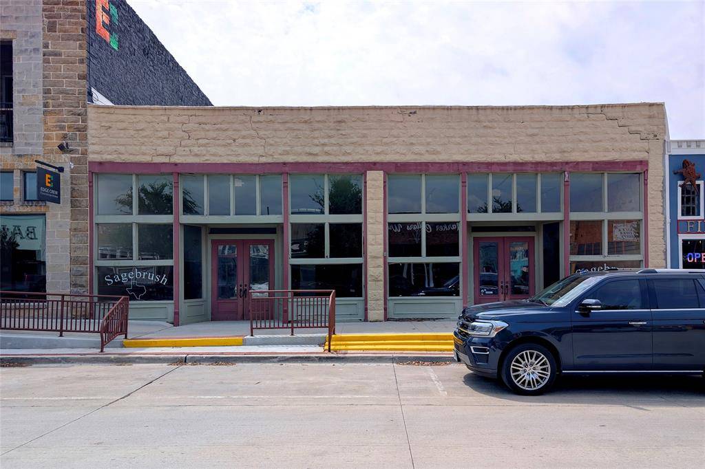 1020 Halsell Street, Bridgeport, TX 76426