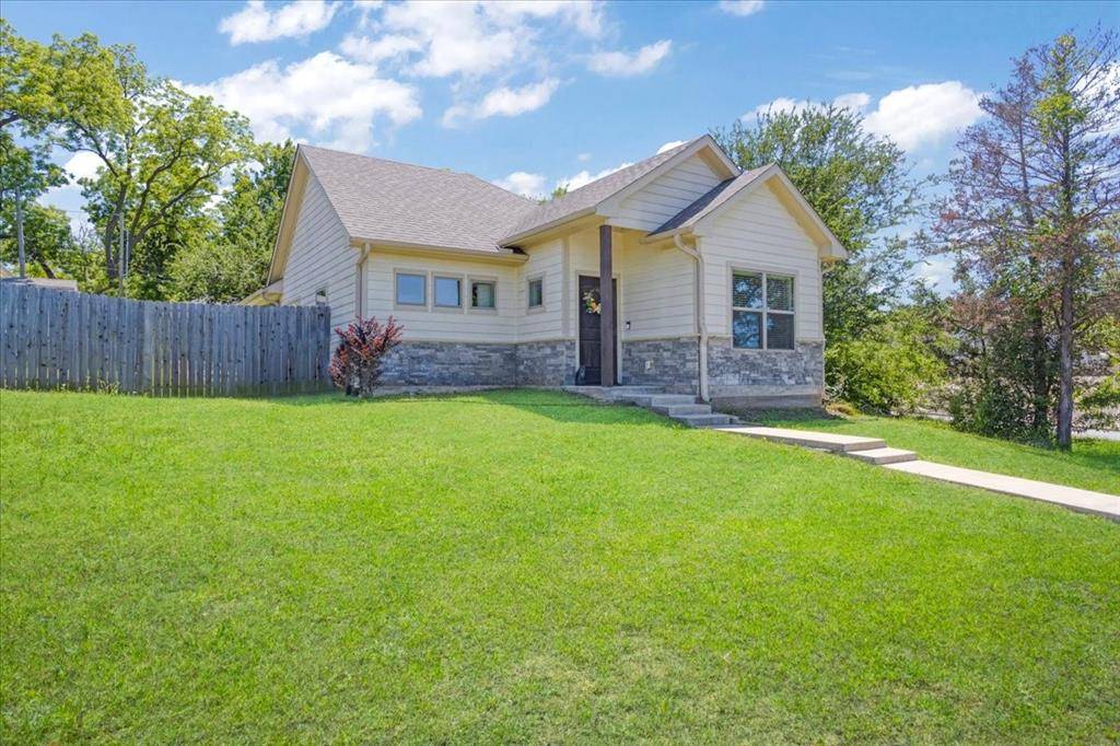 1226 W Elm Street, Denison, TX 75020