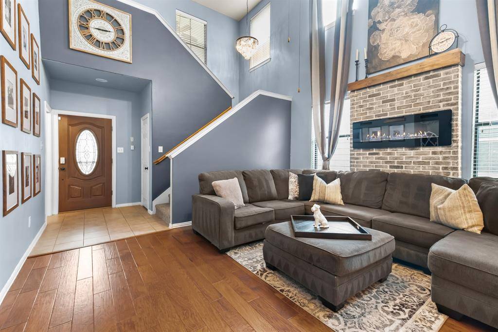 1232 Hayden Lane, Savannah, TX 76227