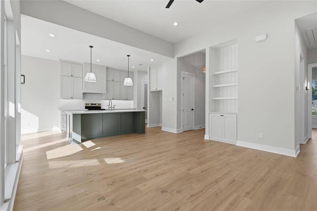 4323 Metropolitan Avenue, Dallas, TX 75210