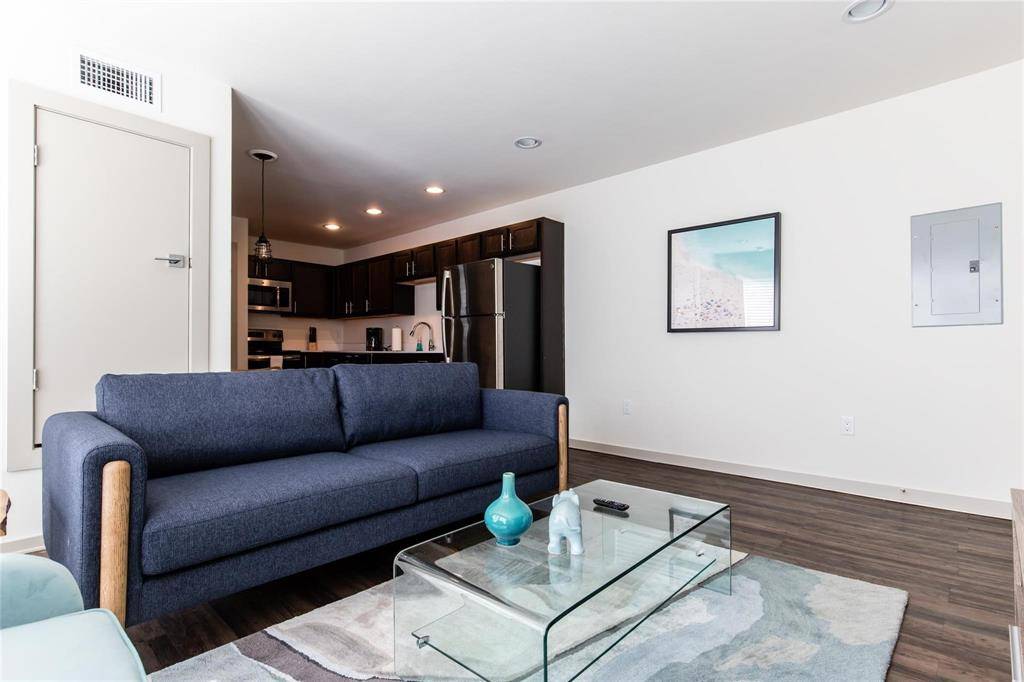 2806 Reagan Street #102, Dallas, TX 75219