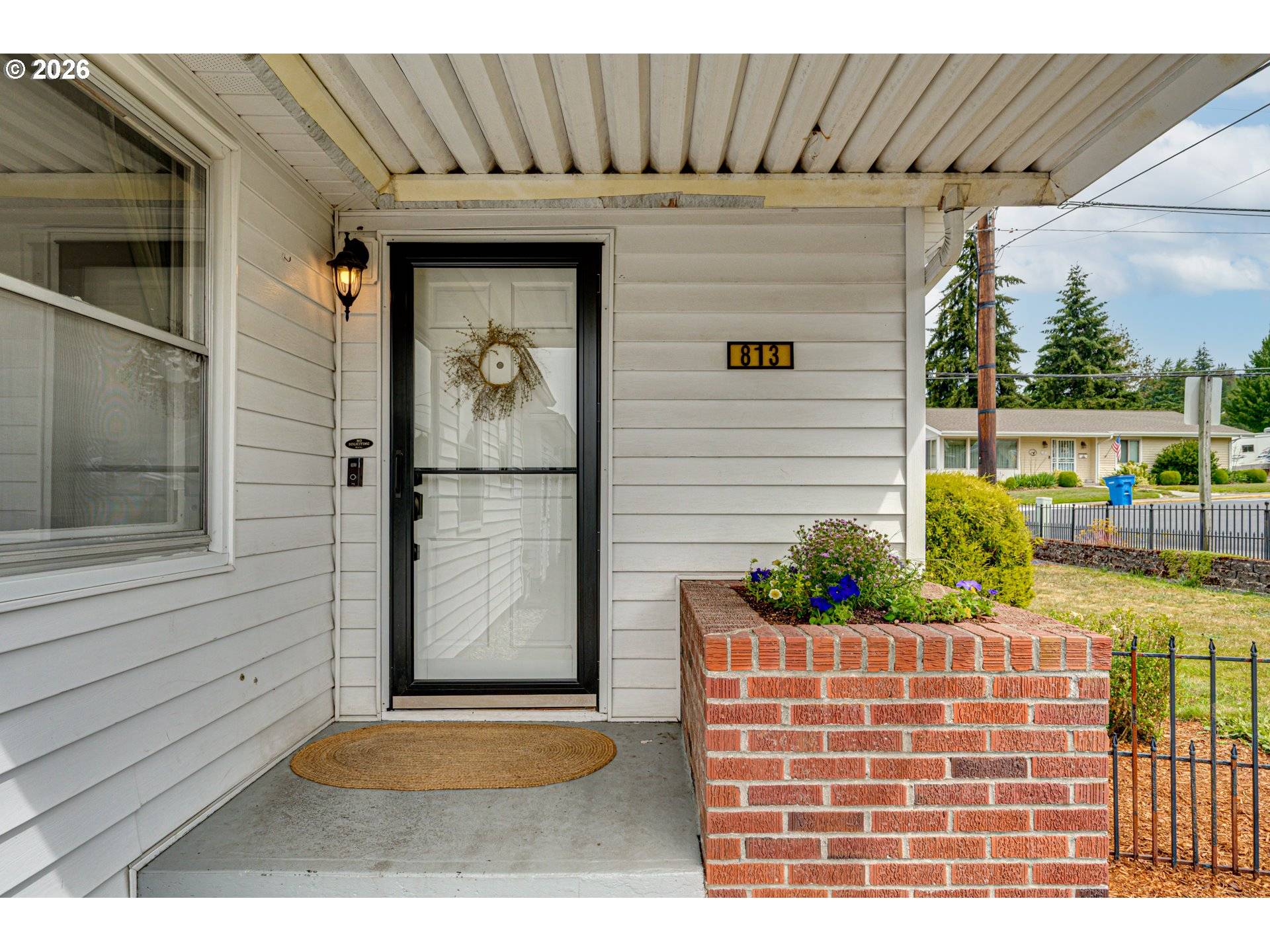 813 N 16TH AVE, Kelso, WA 98626
