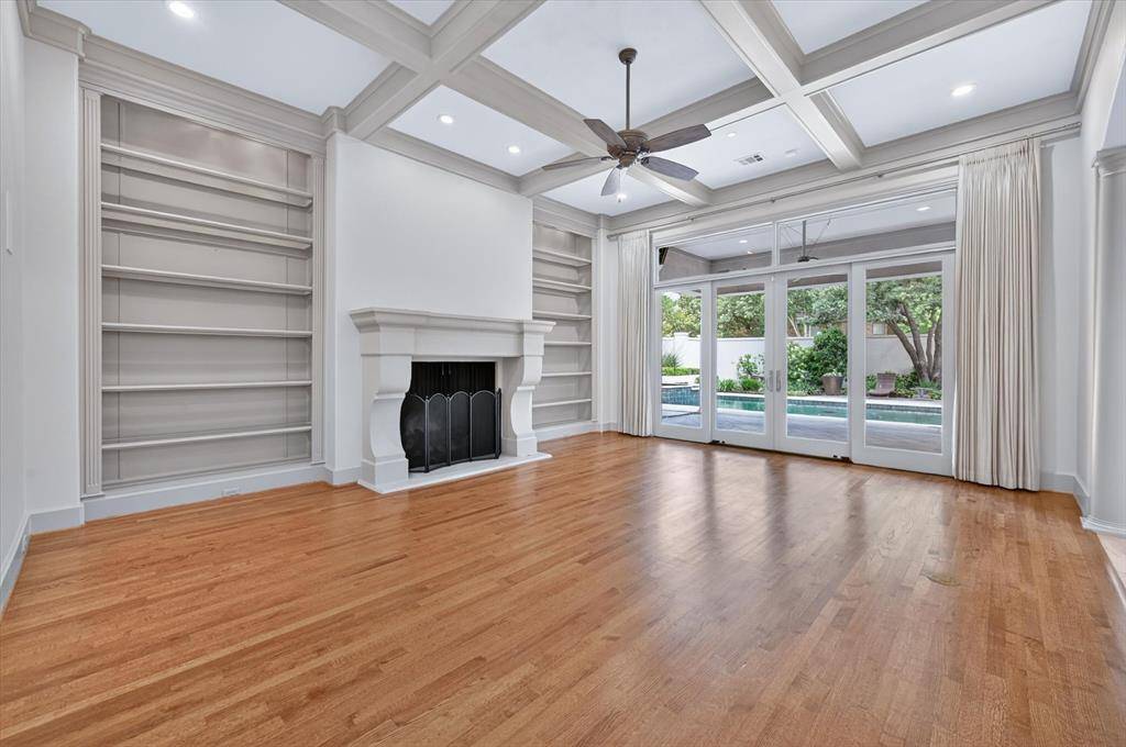 14819 Bellbrook Drive, Addison, TX 75254