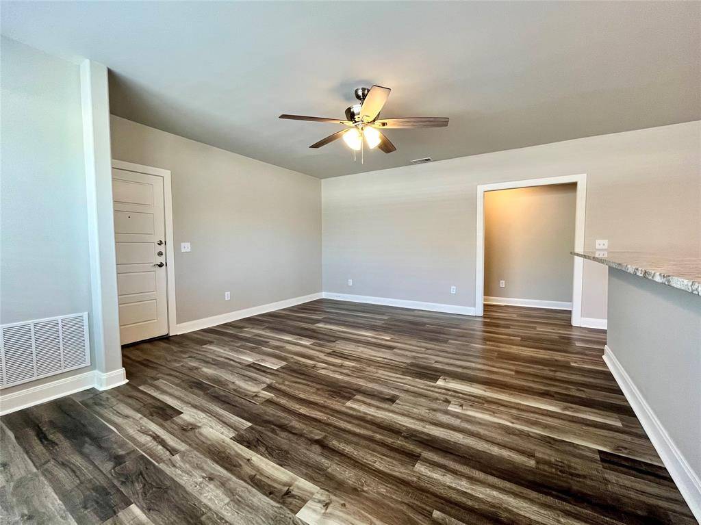 311 S Locust Street #205, Denton, TX 76201