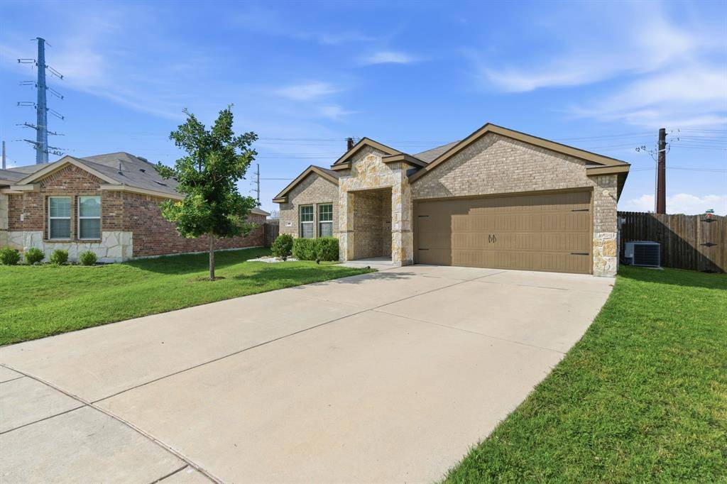 100 Samuel Street, Denton, TX 76207