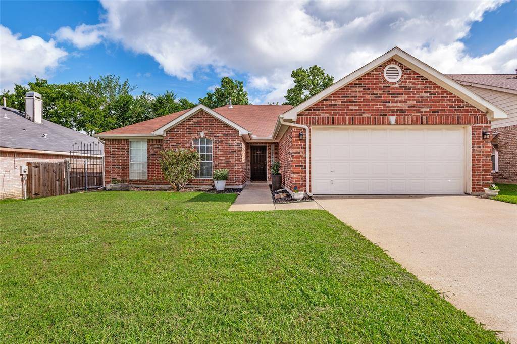 1118 Germany Drive, Cedar Hill, TX 75104