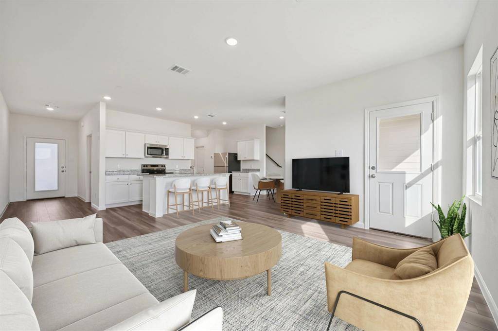 908 Penrose, Cedar Hill, TX 75104