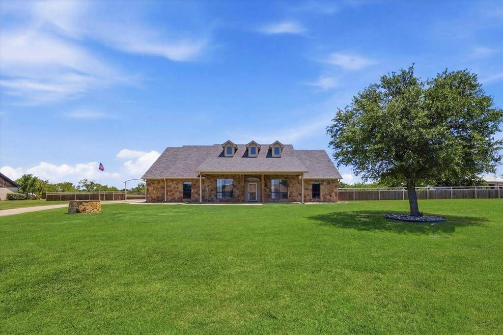 122 Eagle Pass Lane, Weatherford, TX 76087