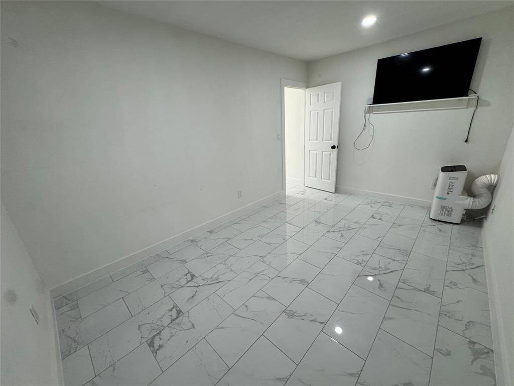 3573 Ridgebriar Drive, Dallas, TX 75234