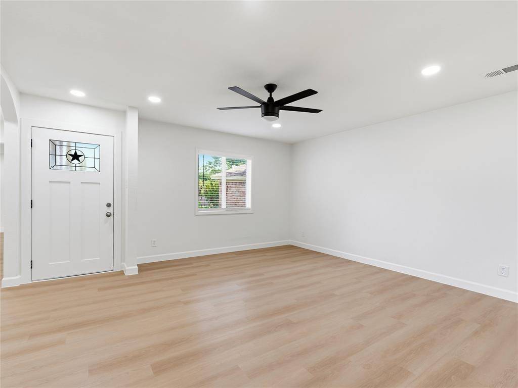 6400 Patino Court, Watauga, TX 76148
