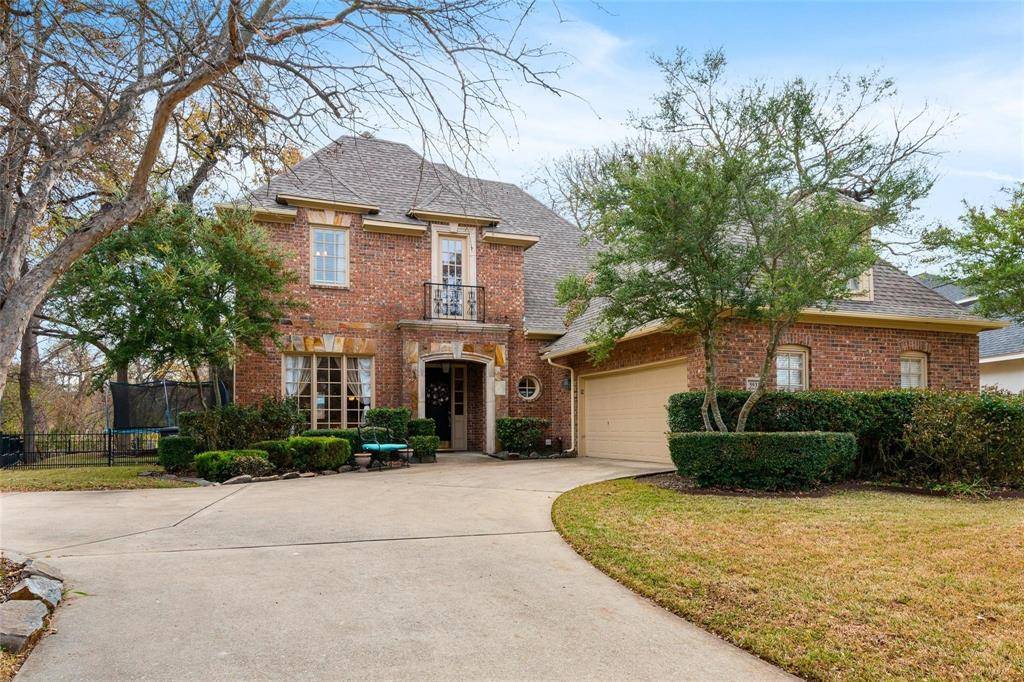 5932 Riverbend Place, Fort Worth, TX 76112