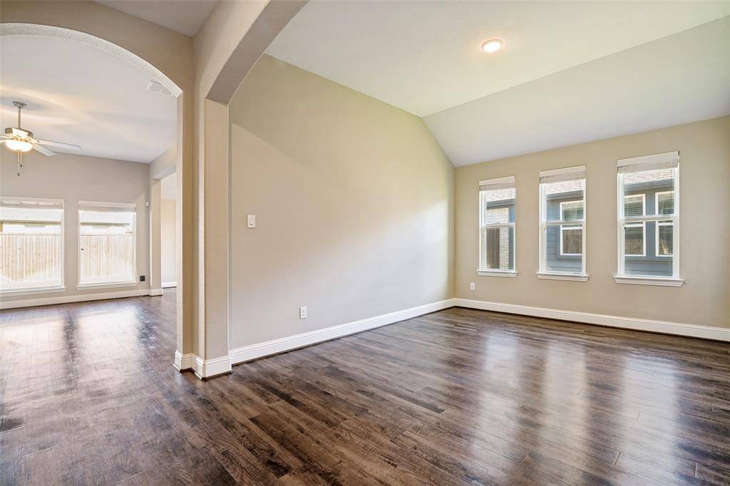 2272 Templin Avenue, Forney, TX 75126