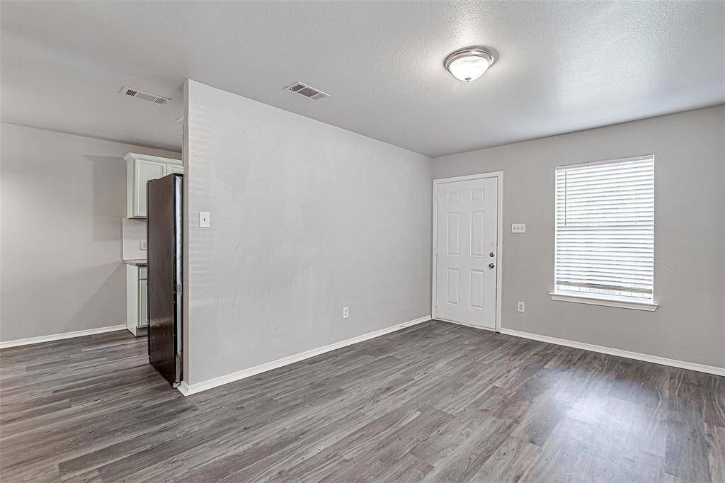 2902 Van Horn Avenue #100, Fort Worth, TX 76111