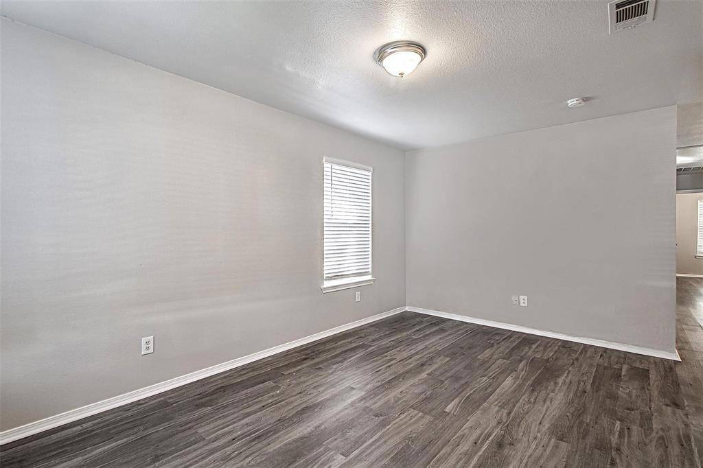 2902 Van Horn Avenue #100, Fort Worth, TX 76111
