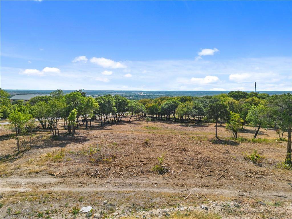 203 Merrifield Drive, Woodway, TX 76712