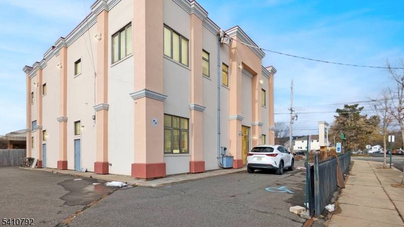 454-460 W Union Ave, Bound Brook Boro, NJ 08805