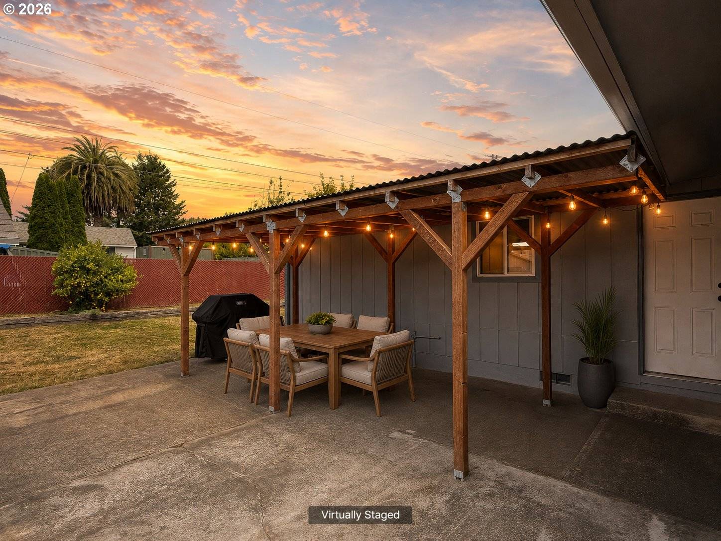 412 FIR ST, Brookings, OR 97415