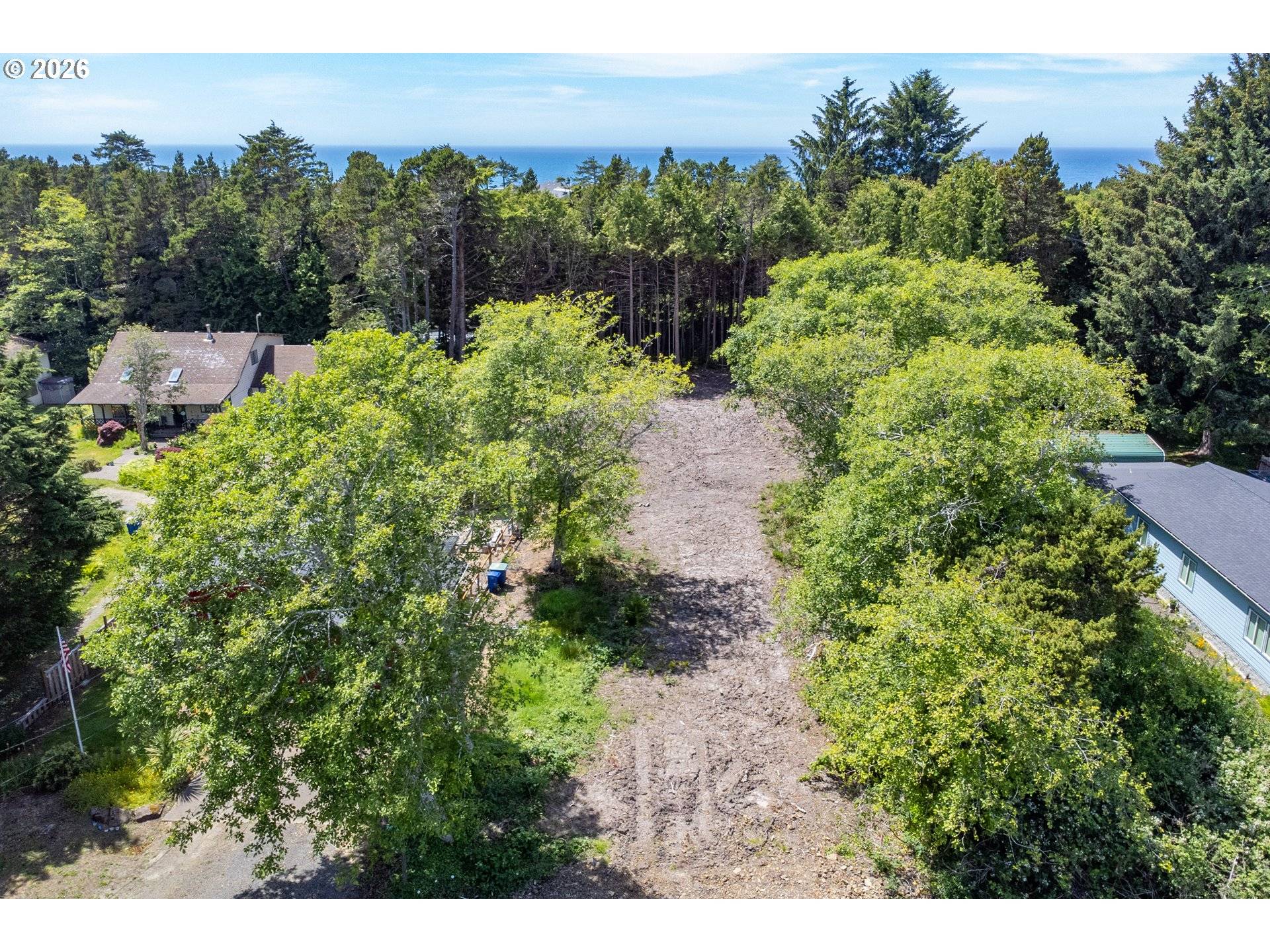 1400 Rhododendron AVE, Gleneden Beach, OR 97388