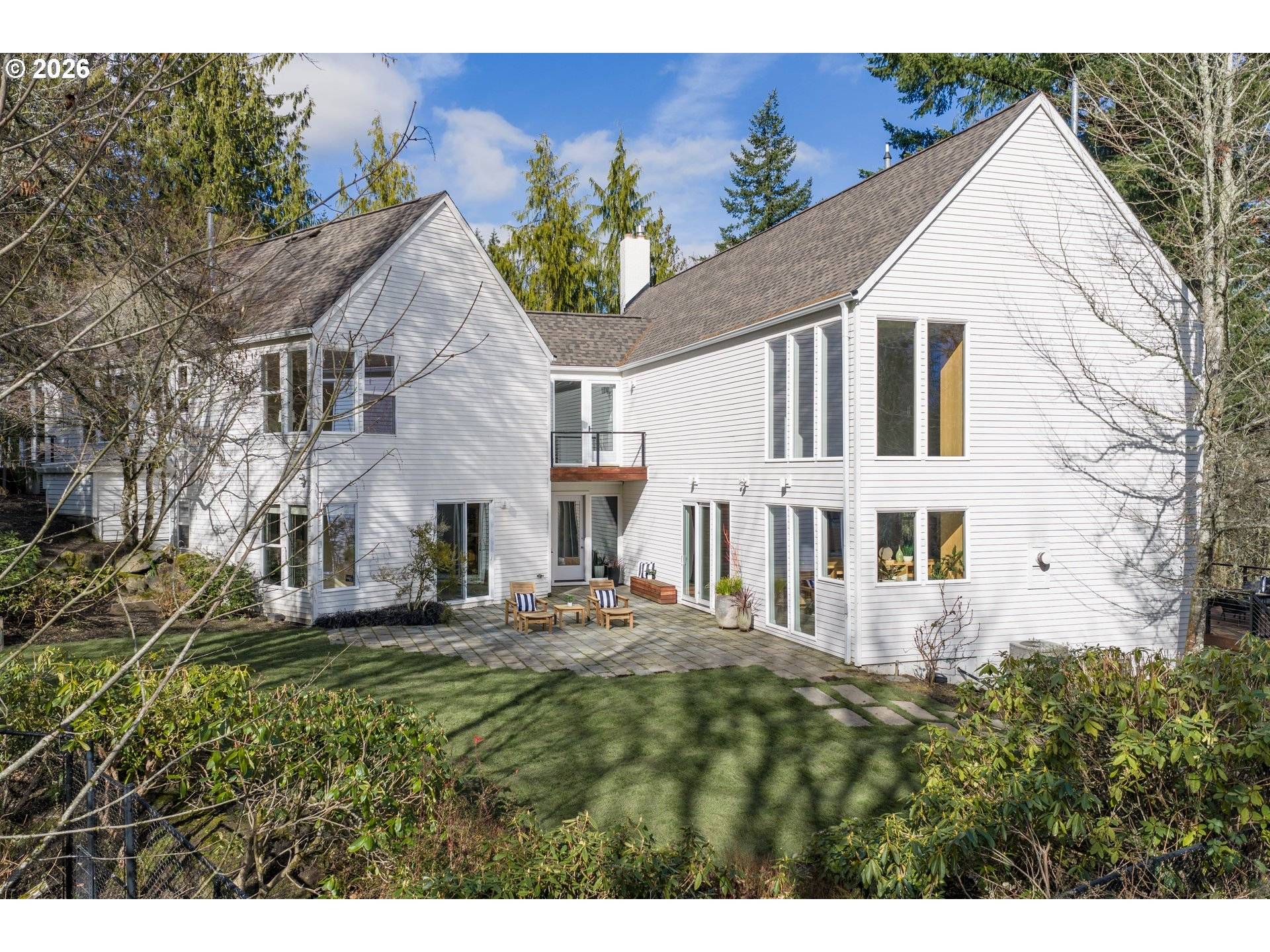 7616 NW THOMPSON RD, Portland, OR 97229