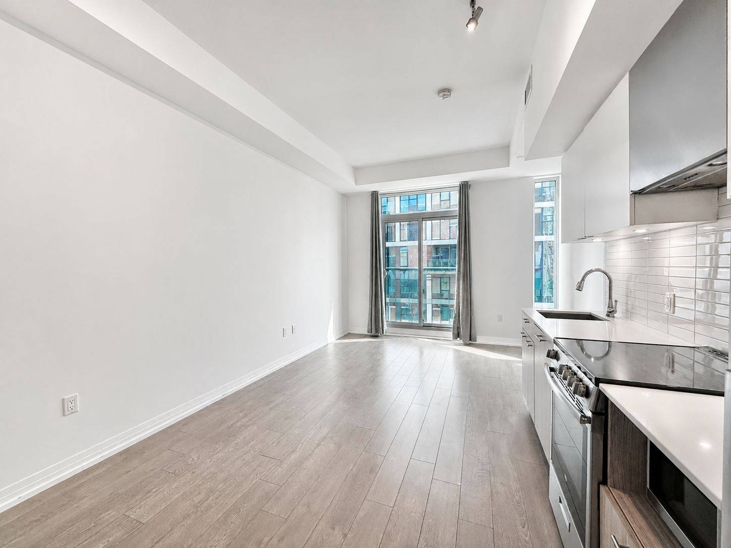 251 Jarvis ST #1024, Toronto C08, ON M5B 0C3