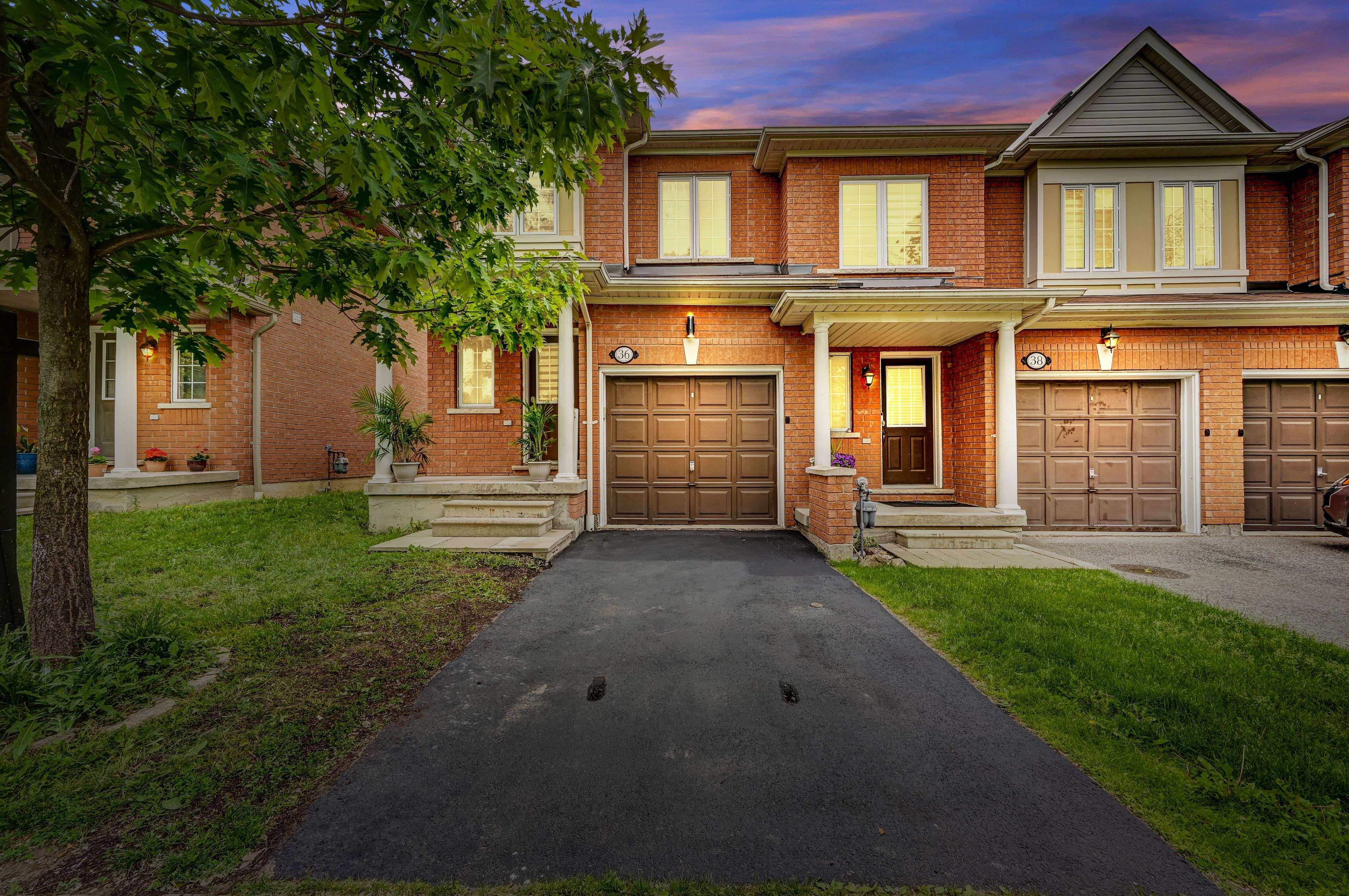 7360 Zinnia PL #36, Mississauga, ON L5W 2A3