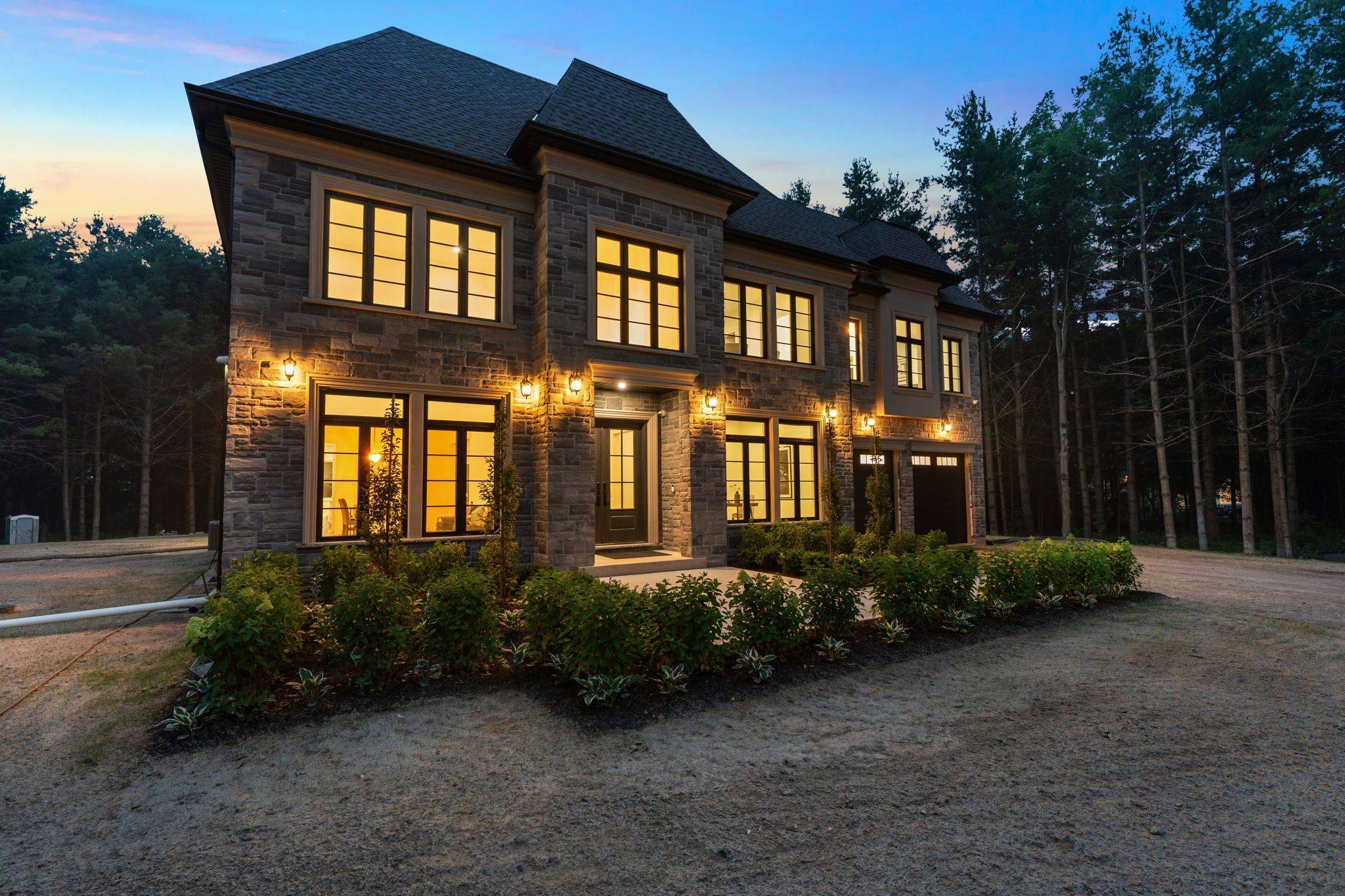 5 West Harris RD, Brant, ON N3T 5L4