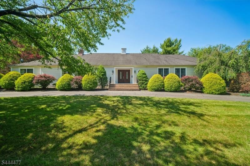 24 Rippling Brook Dr, Millburn Twp., NJ 07078