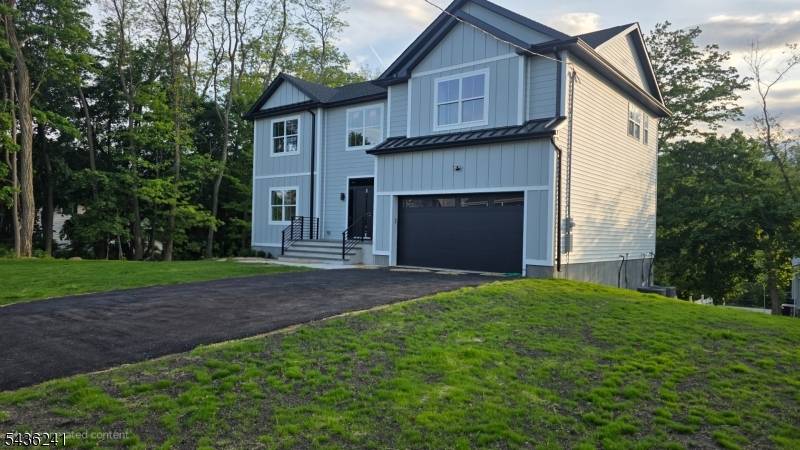 15 Walker Avenue, West Milford Twp., NJ 07480