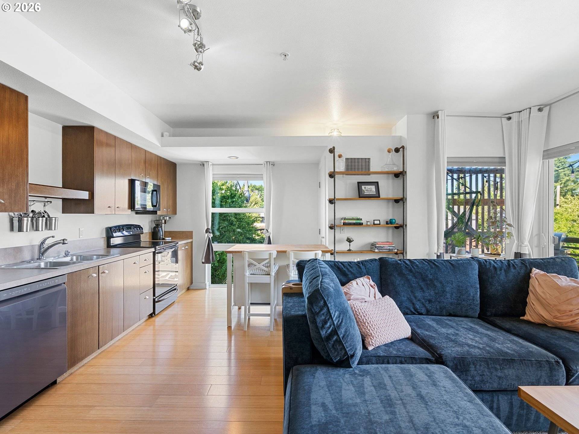3970 N INTERSTATE AVE #301, Portland, OR 97227