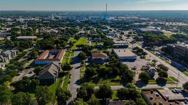 2934 South Boulevard, Dallas, TX 75215