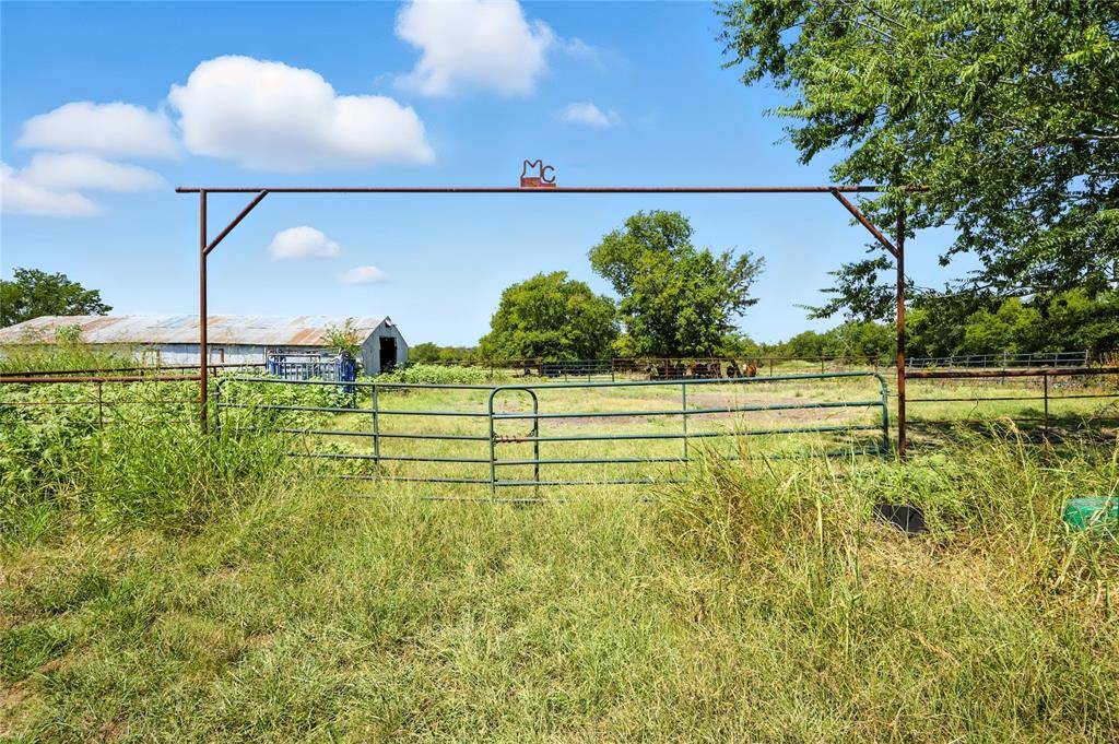 9620 Fm 895, Lake Creek, TX 75450