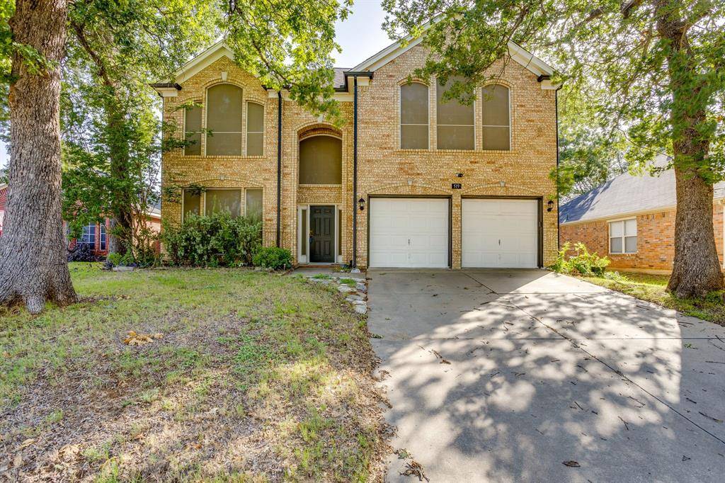 519 Deerwood Drive, Burleson, TX 76028
