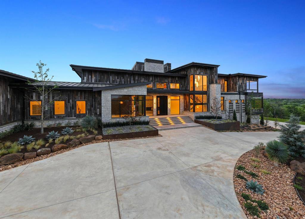 545 W Bob Jones Road, Southlake, TX 76092